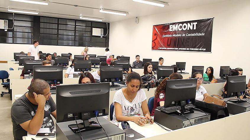 Curso de Ciências Contábeis obtém a maior aprovação em Exame de Suficiência