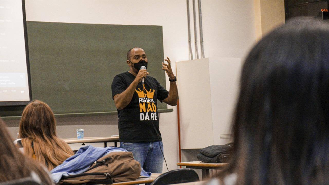 Palestra mostra importância do estágio para os cursos de Design Gráfico e Publicidade e Propaganda